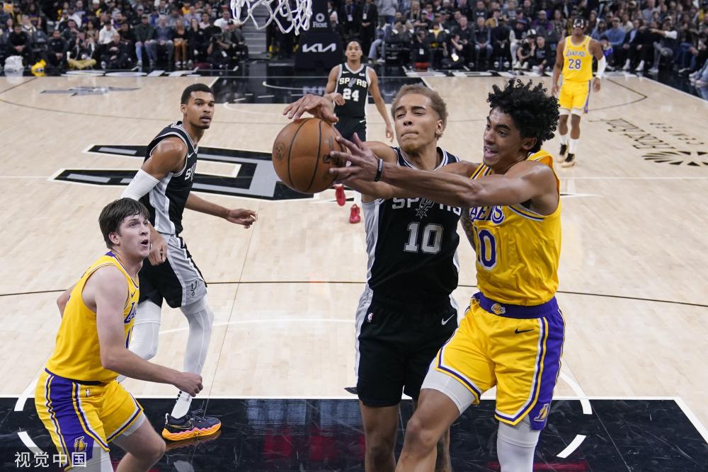 龙随队记者 龙随队记者