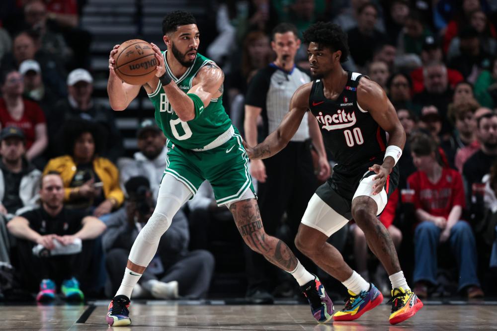 定的防守著 定的防守著