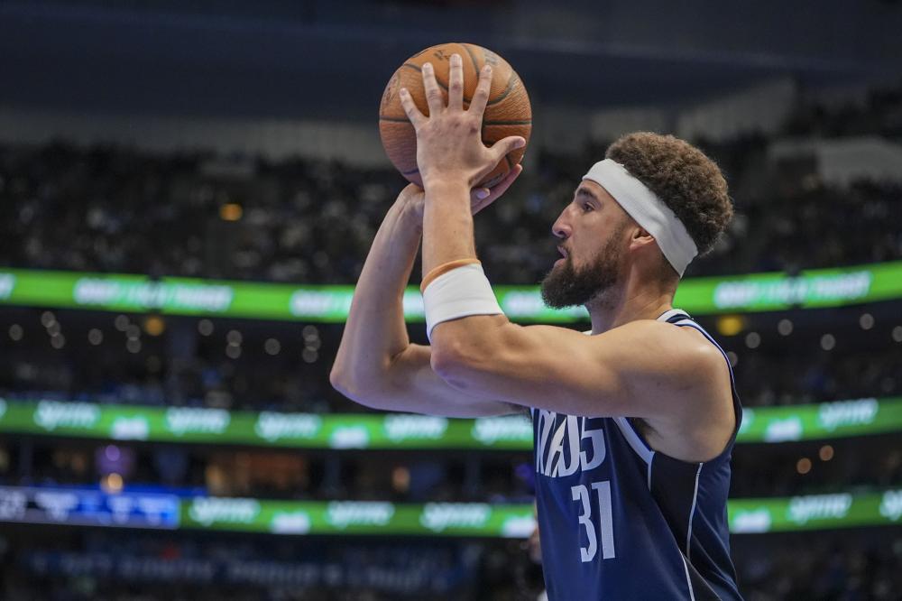 寡言少语的 寡言少语的