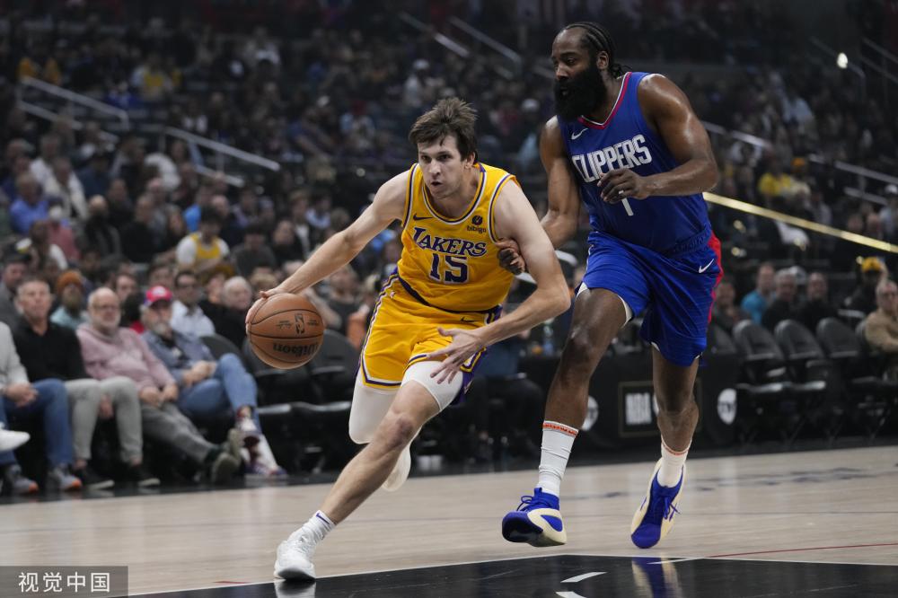 加期待她在 加期待她在